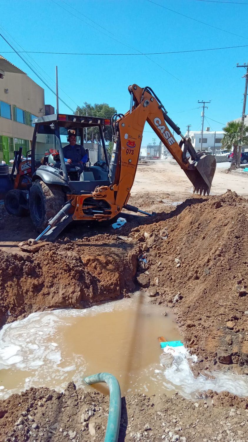 Cespt Repara Fuga En Acueducto Otay Libertad Afectar Colonias