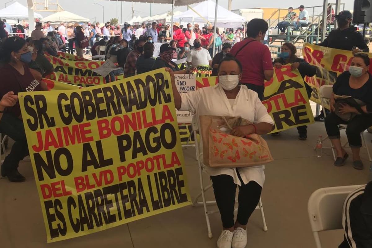 Protestan residentes de Rosarito por cobro en obras del bulevar Popotla
