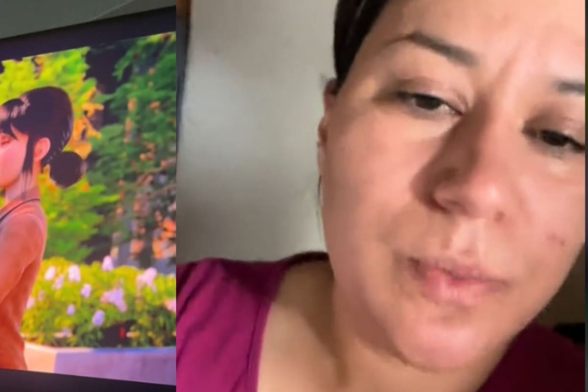 Madre se viraliza en TikTok por mostrar un programa que ve su hija donde dos mujeres se besan