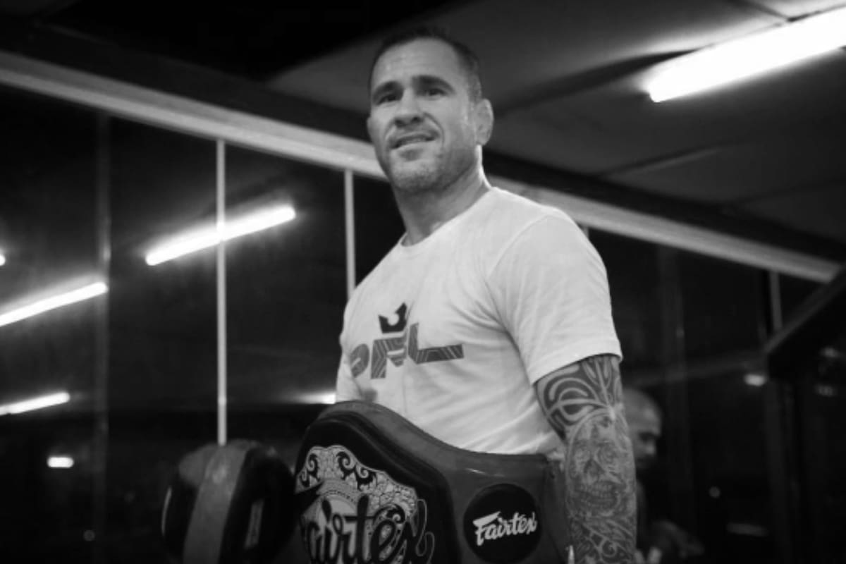 Matan al luchador brasileño Diego Braga Alves al intentar recuperar su moto robada