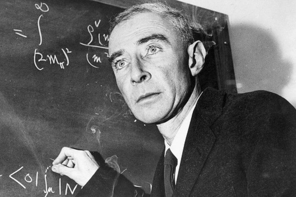 Oppenheimer se había disculpado por bomba atómica, revela video
