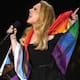 Adele arremete contra fan homofóbico en concierto: "¿Eres estúpido?