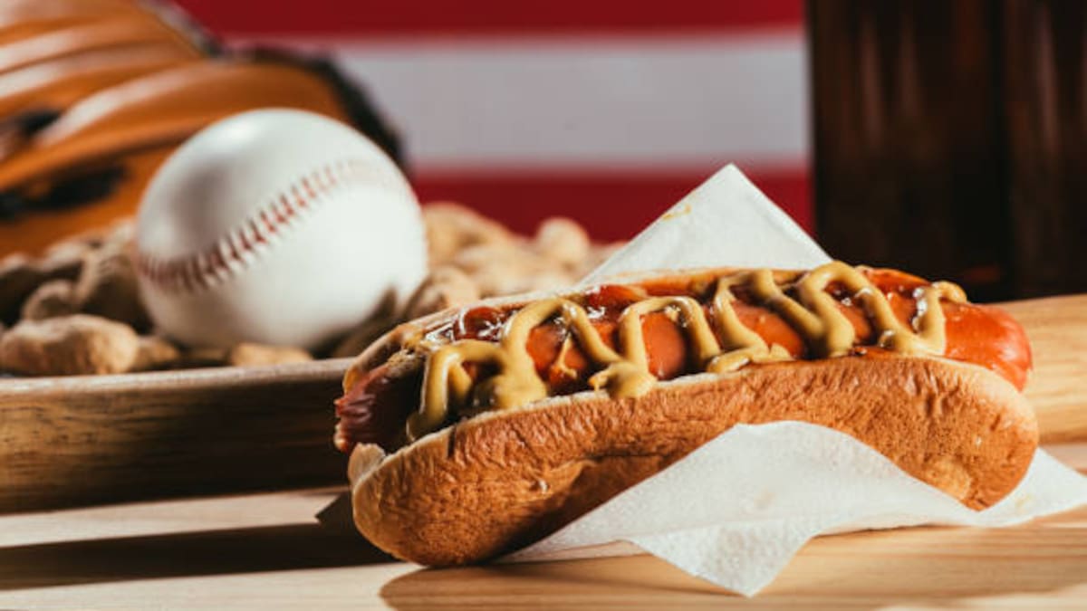 ¿Por qué el Hot dog es la comida principal de los estadios de béisbol?