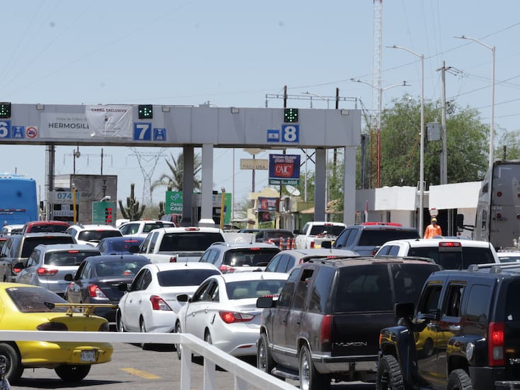 Transportistas afirman que caseta de Hermosillo los hace esperar más tiempo