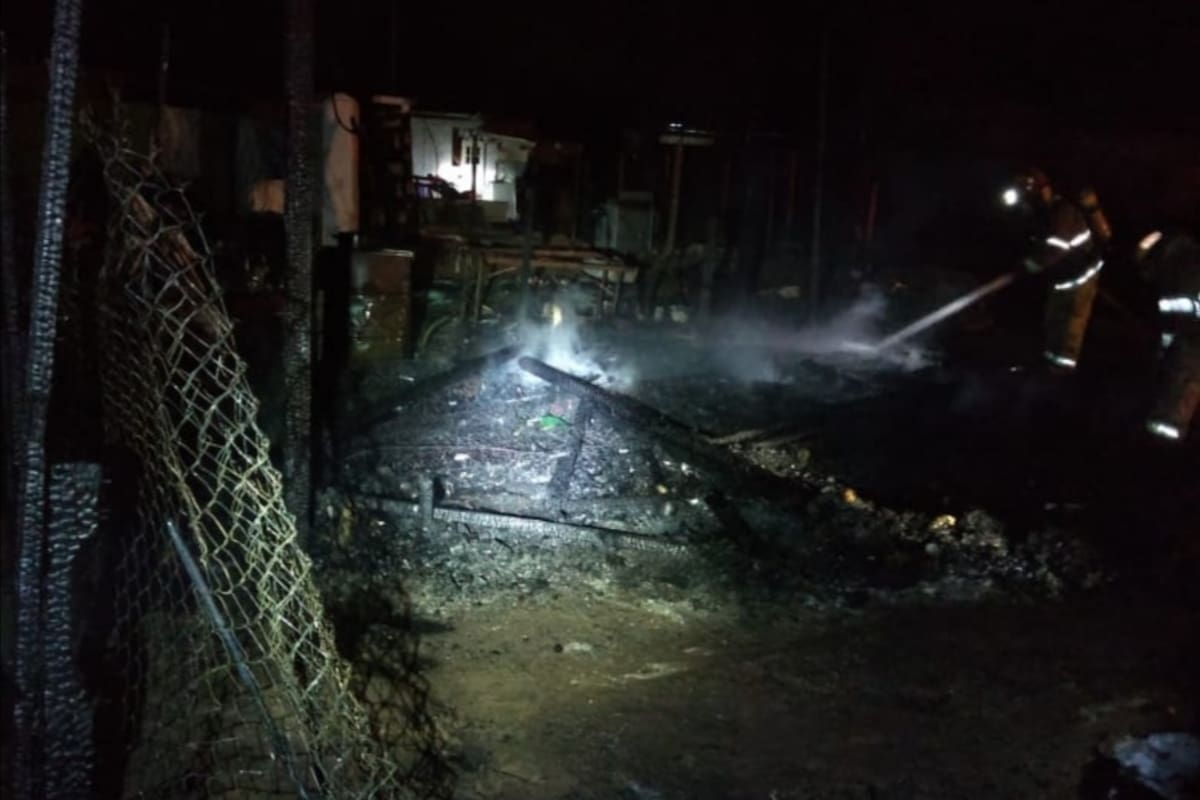 “Diablito” causa incendio en dos casas de SLRC