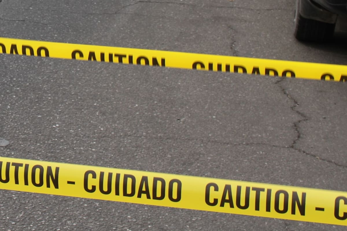 Dejan cadáver de hombre cerca de presa en Tecate 