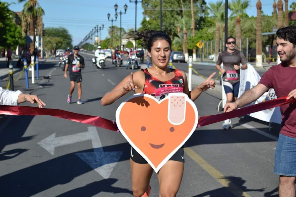 Aramburo y Mendoza se coronan en la carrera "Por un corazón Sano"