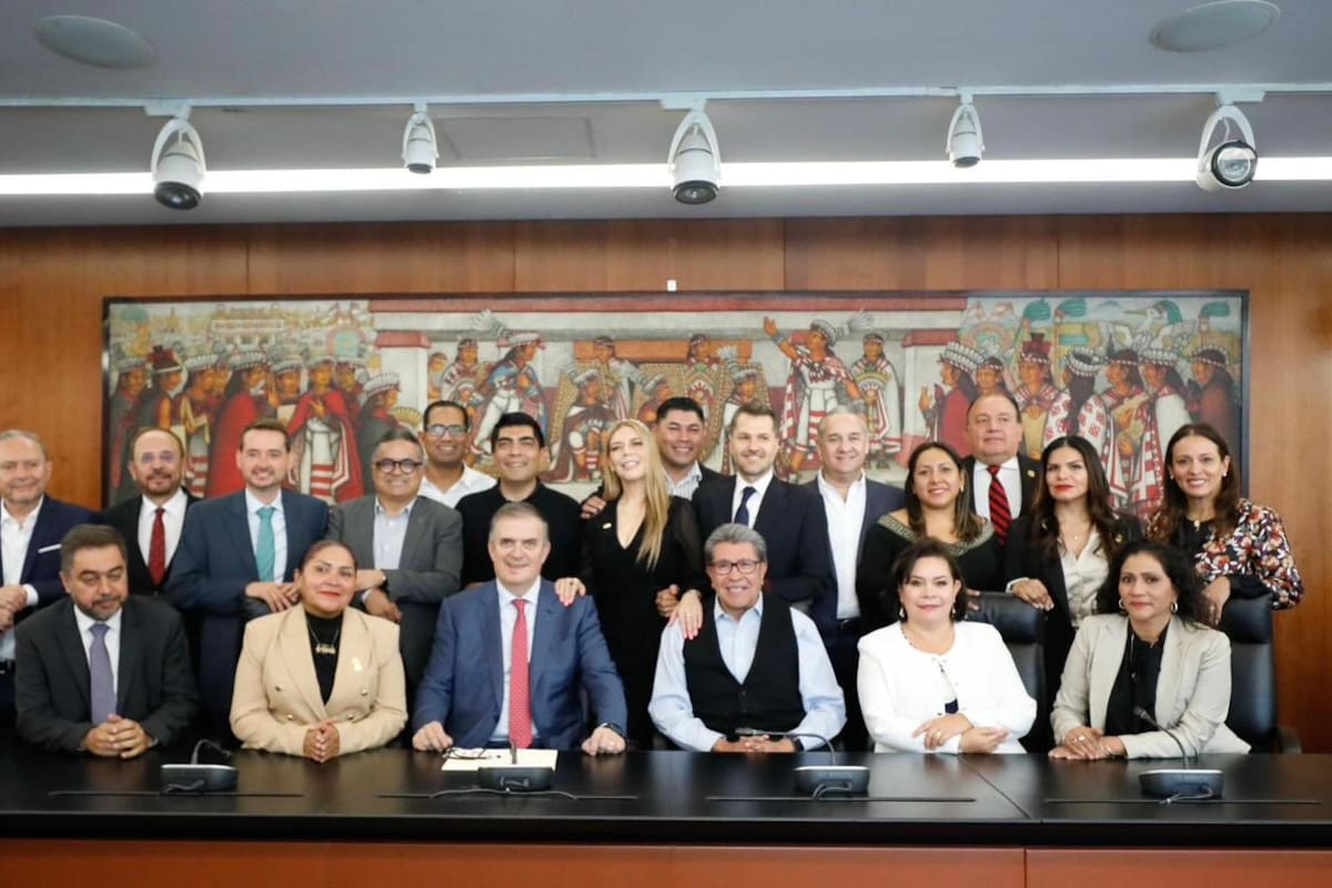 Ebrard y diputados electos se reúnen con Ricardo Monreal