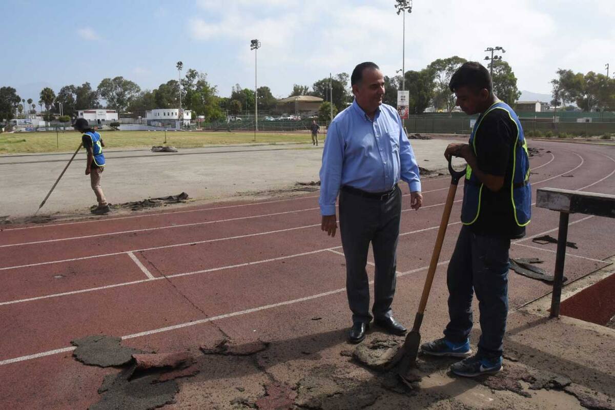 Inicia Ayuntamiento rehabilitación de la pista atlética del Sullivan