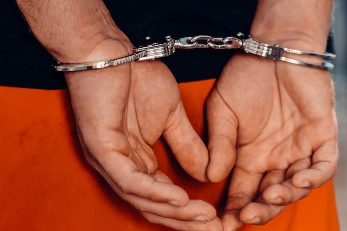 Hombre arrestado en la colonia Centro por actos de exhibicionismo ante una mujer