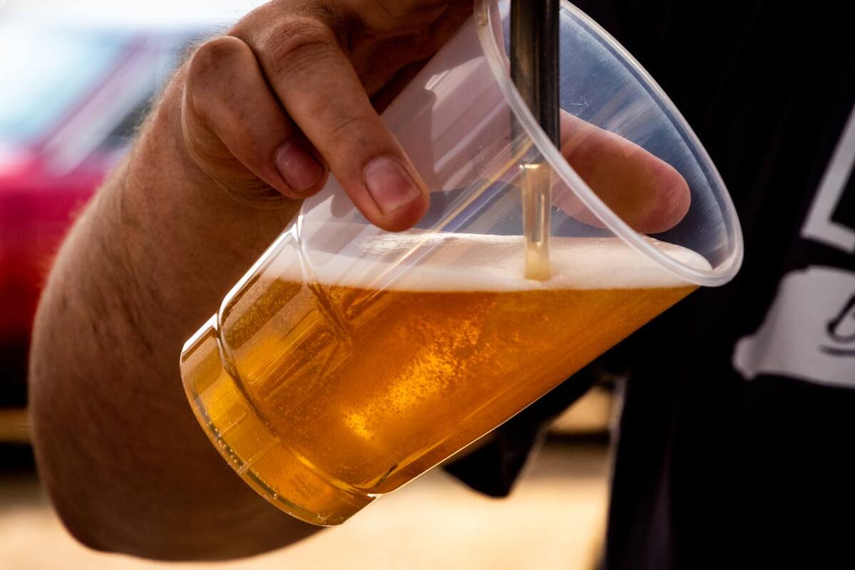 Ley seca puede impulsar el mercado negro del alcohol adulterado, afirma Concanaco