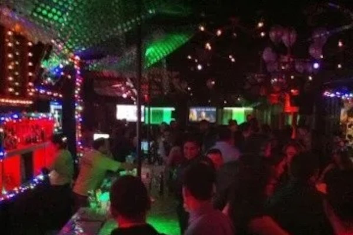 “Vale más esperar poquito” para reapertura de bares: pide gobernador
