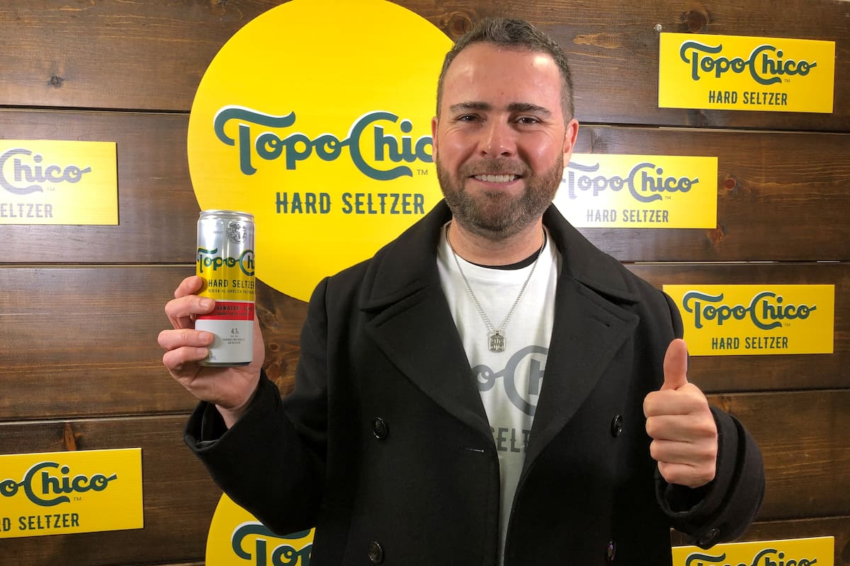 Coca-Cola presenta Topo Chico Hard Seltzer