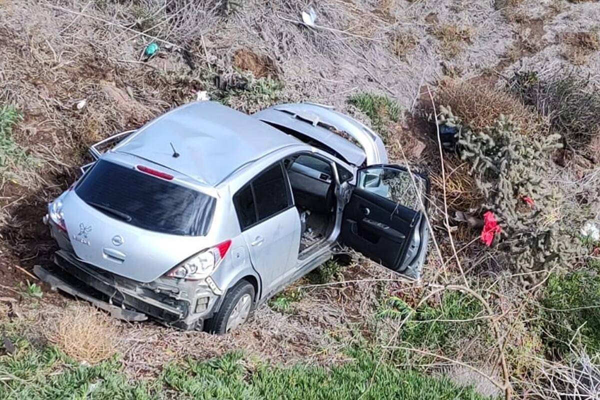 Mujer muere en accidente sobre la carretera Escénica Tijuana-Ensenada