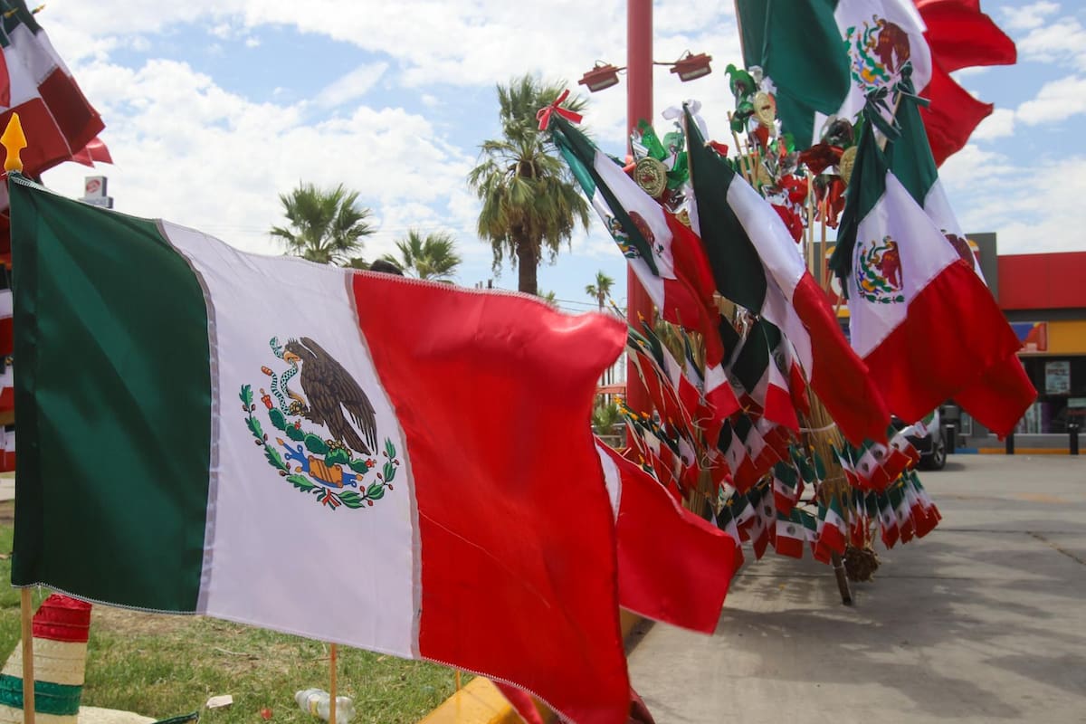 Comienza la venta de artículos patrios en Mexicali