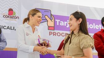 Invita gobernadora Marina del Pilar a mujeres a sacar tarjeta ‘violeta’