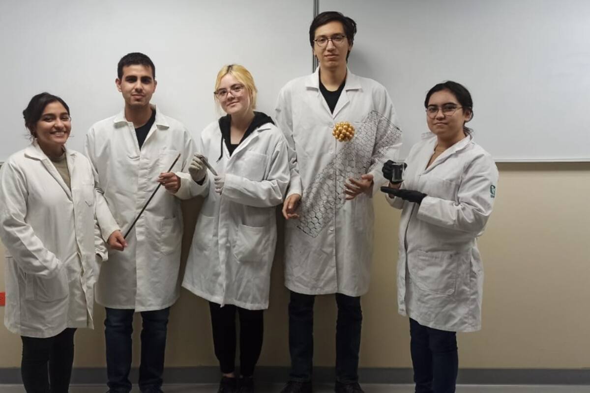 Estudiantes de nanotecnología obtienen primer lugar en concurso nacional 