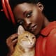Lupita Nyong’o Revela que adoptar un gato ayudó a sanar su corazón roto: “Estaba al borde de la Depresión”  