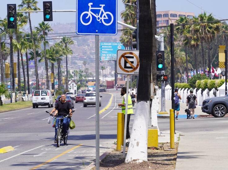 Multarán por no respetar la ciclovía en Ensenada