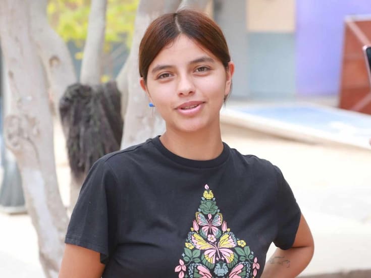 Historias de votantes: Génesis Alonso, madre soltera, cumple su deber cívico en Bahía de Kino