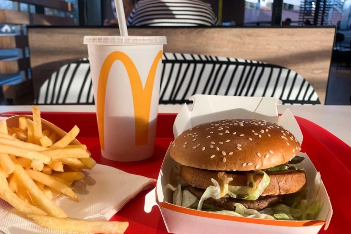 Hamburguesas a 29 pesos: la tentadora oferta de McDonald’s y Carl’s Jr por el año bisiesto