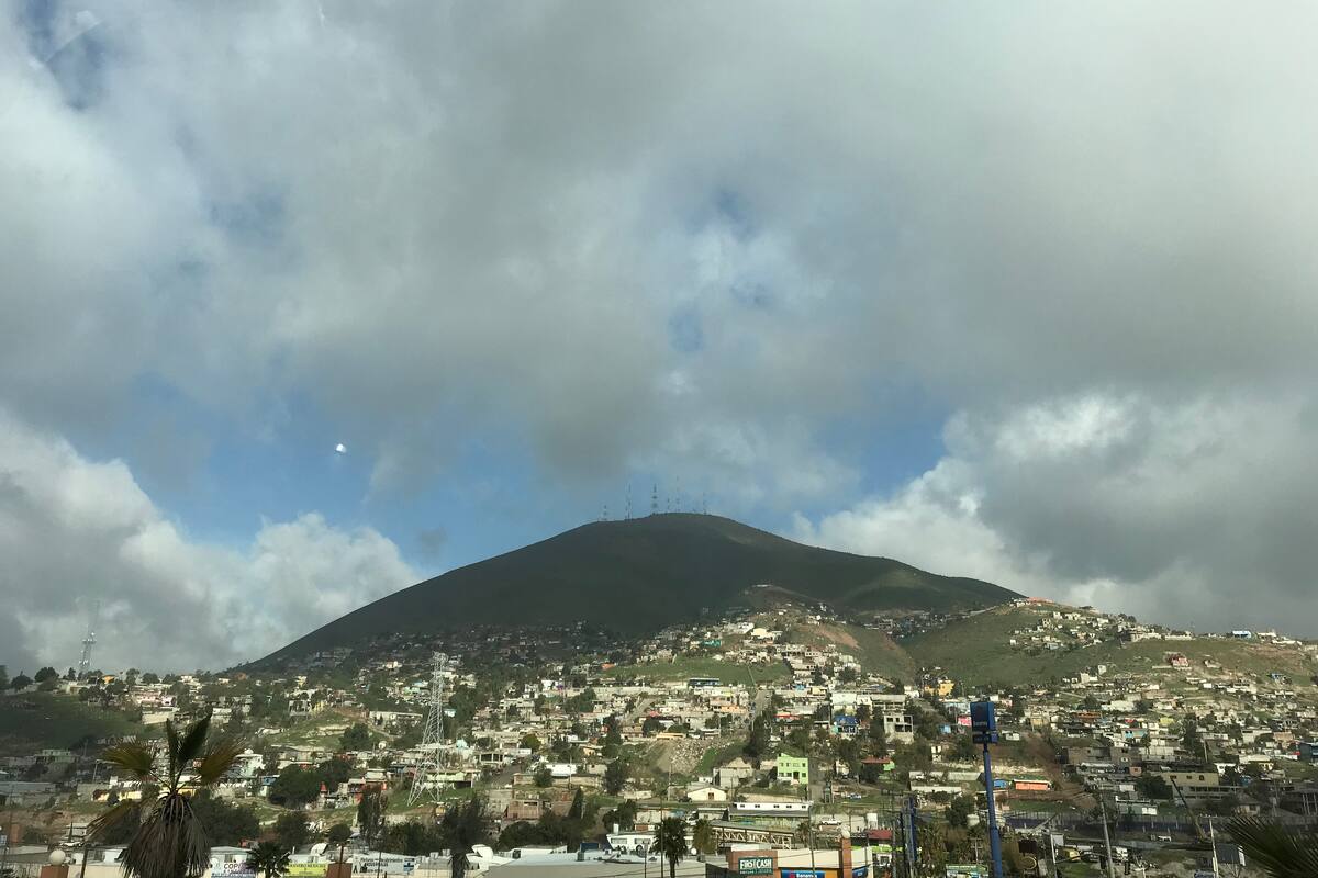 Se van las lluvias pero se quedan los nublados en Tijuana