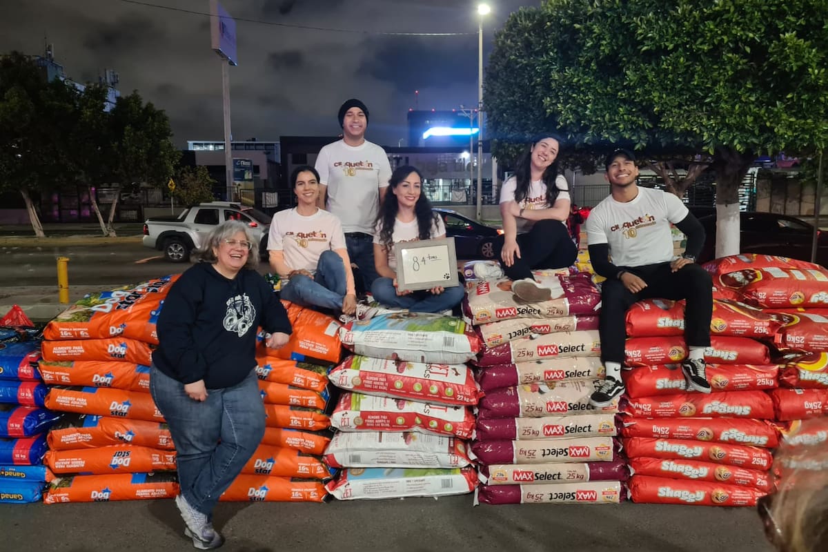 Logra croquetón 8.4 toneladas de alimento para perros y gatos rescatados durante edición de aniversario en Tijuana