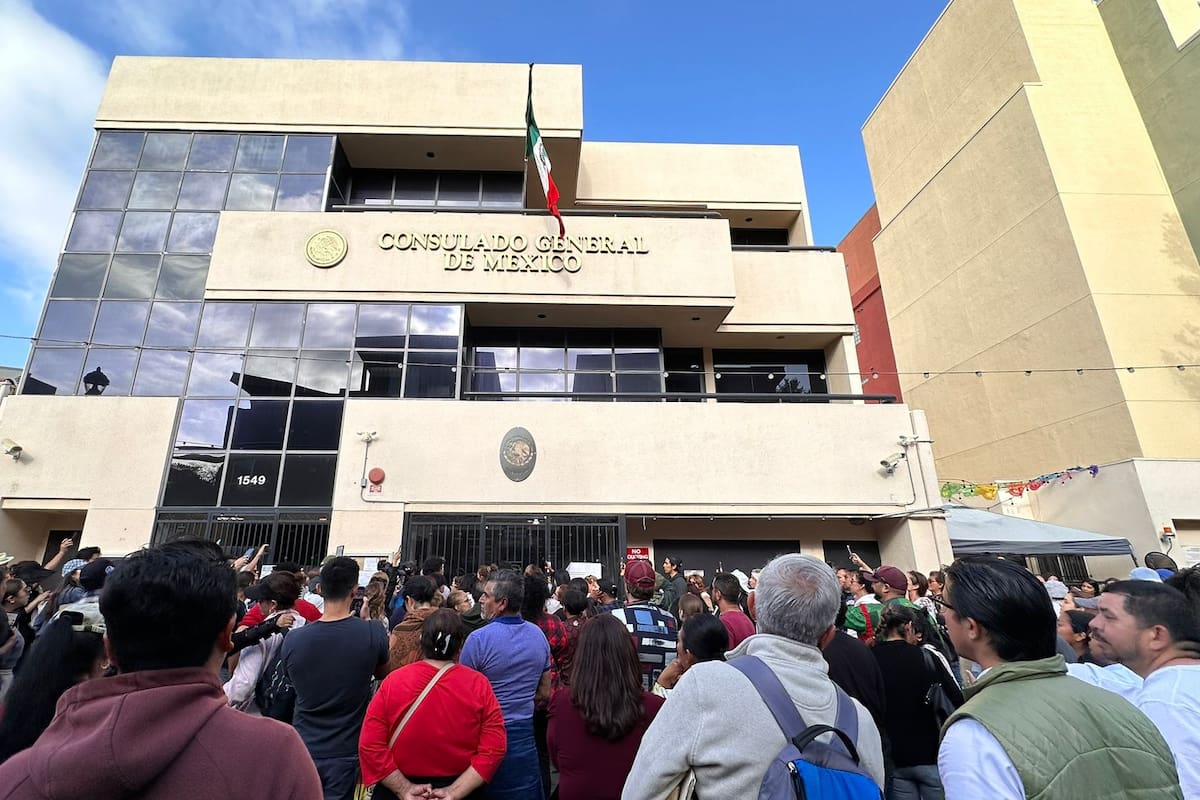 Miles de mexicanos se quedan sin votar en San Diego