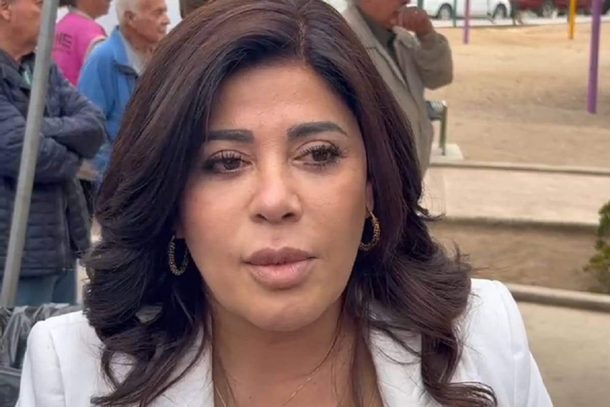 Candidata del PES a la Alcaldía de Ensenada vota en Parque Benito Juárez