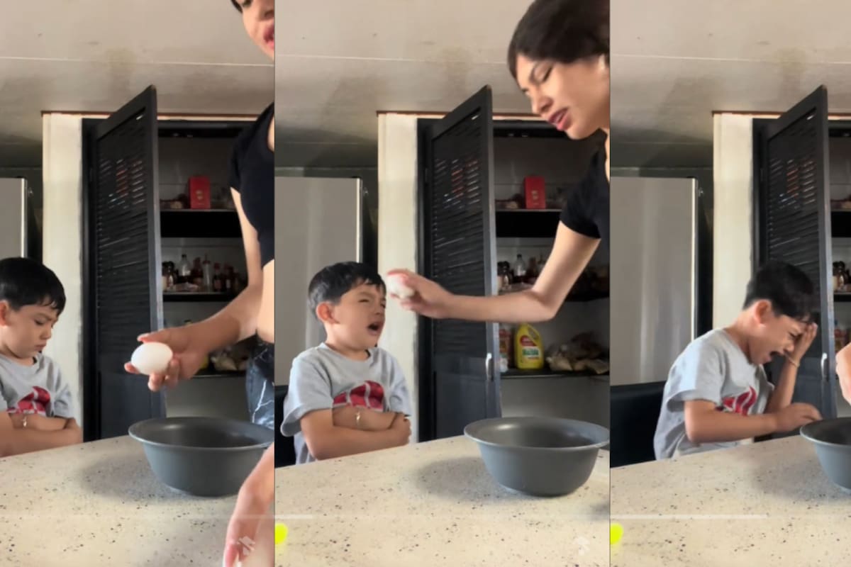 Mujer le rompe un huevo en la frente a su hijo como parte de un ‘trend viral’: causa indignación en redes