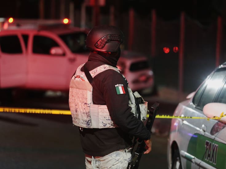 Homicidios Tijuana: Atacan a tiros a pareja dentro de vehículo