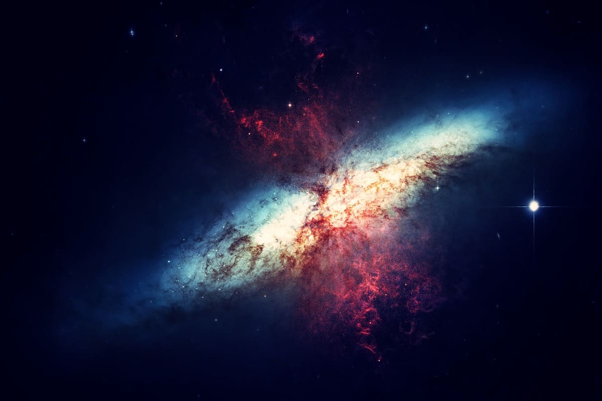 Agujero negro supermasivo inactivo comienza a Despertar