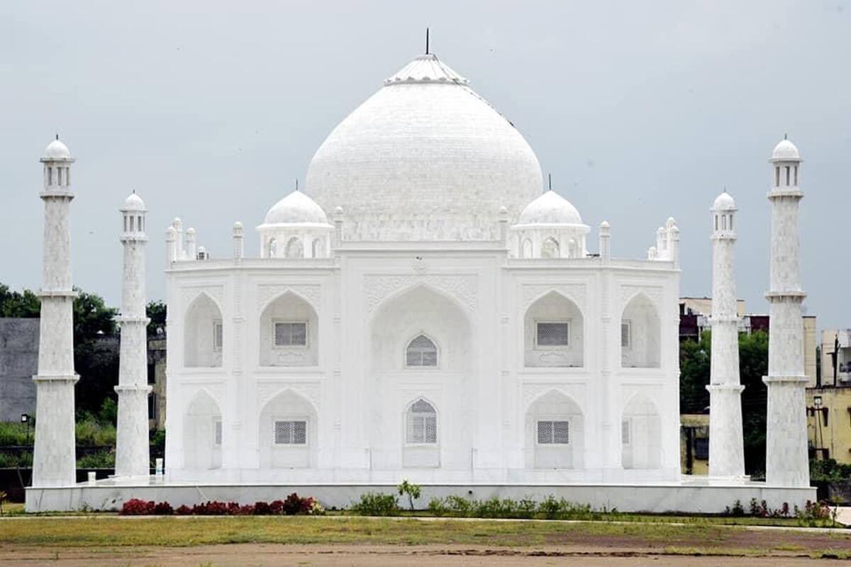 Empresario construye réplica del Taj Mahal para esposa en La India