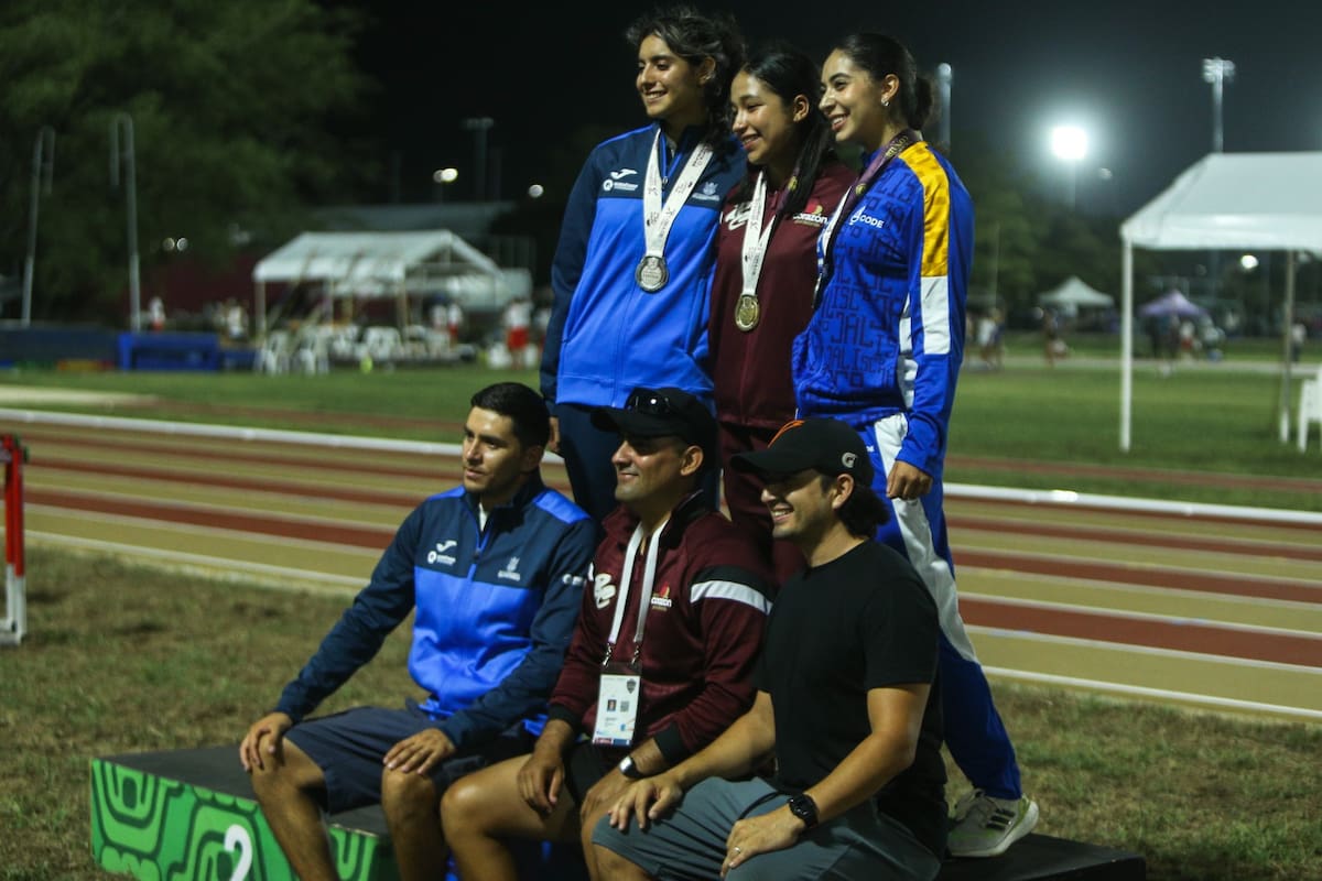 Bajacalifornianos reciben primeras medallas en el atletismo de los Nacionales Conade