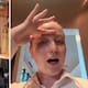 Video viral: Cliente comiendo con una muñeca inflable; despiden a mesera que grabó y lo compartió en redes