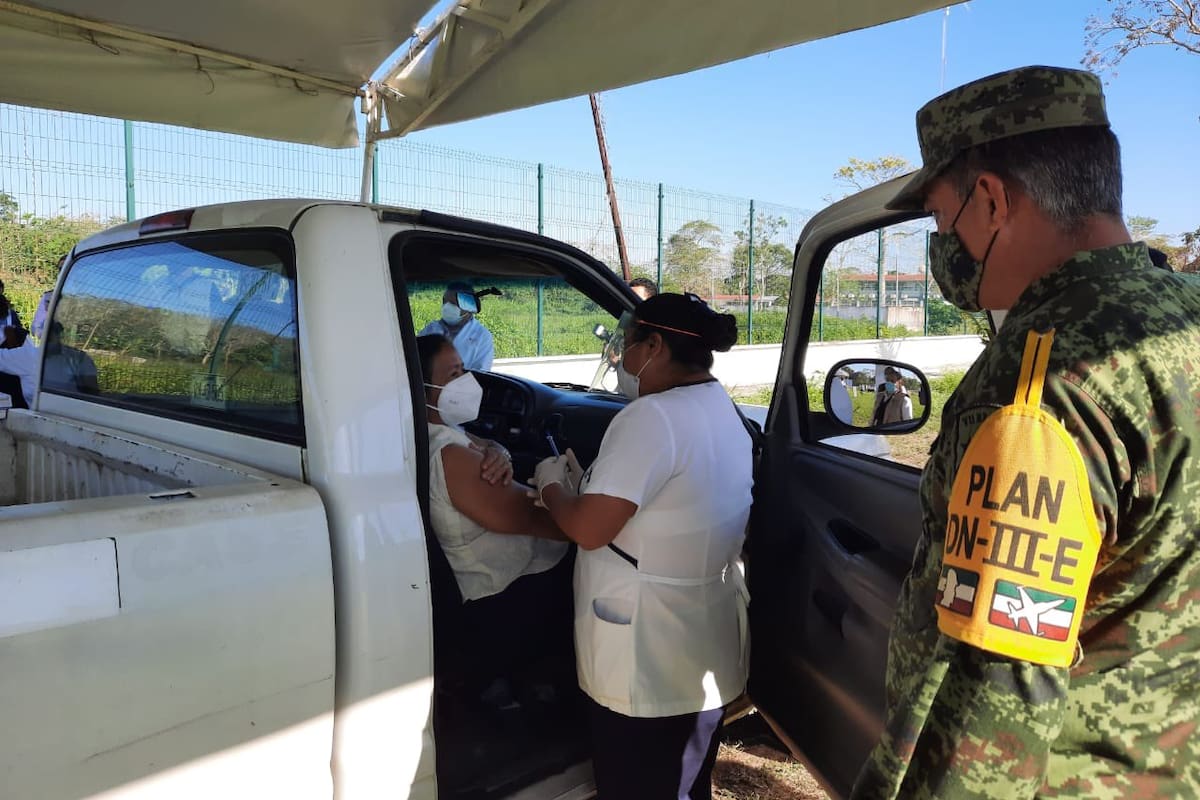 Casi 300 ciudadanos y funcionarios mienten para recibir la vacuna anti-Covid en Tabasco