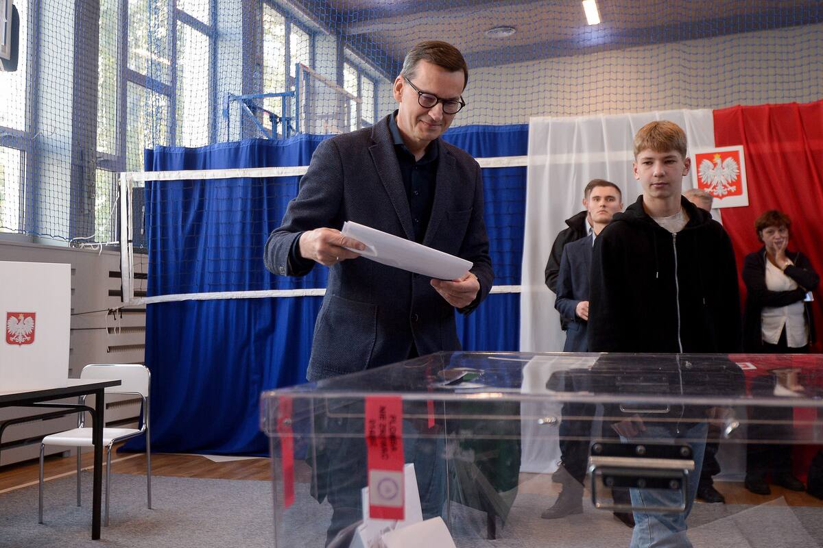  Ascenso de la oposición en Polonia, después de las votaciones del domingo