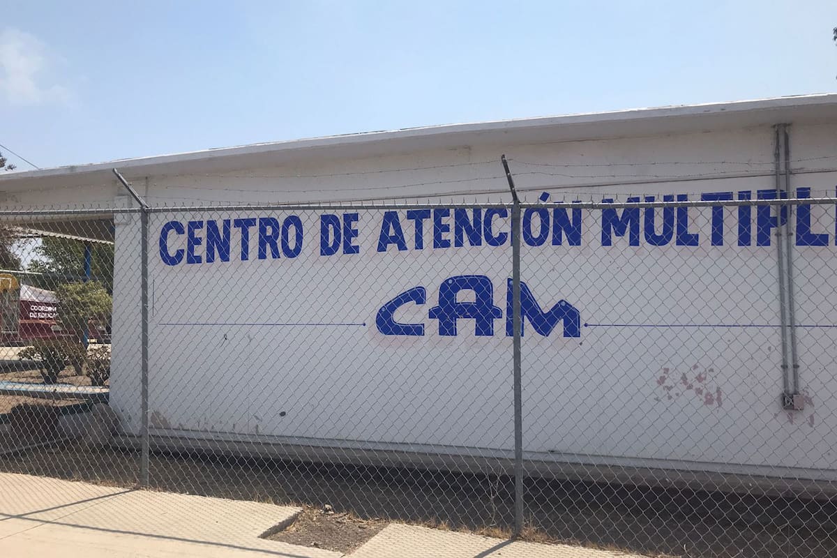 Sufren robo y vandalismo 17 escuelas de Rosarito