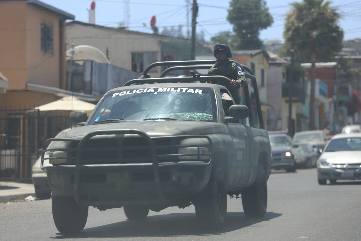 Refuerzan militares seguridad en Tijuana