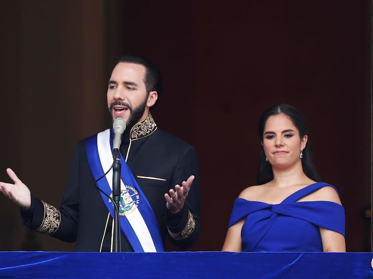Bukele es investido para su segundo periodo como presidente de El Salvador