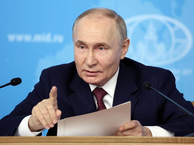 Putin lanza oferta a Ucrania: ordenará alto al fuego si Kiev retira sus tropas y renuncia a la OTAN